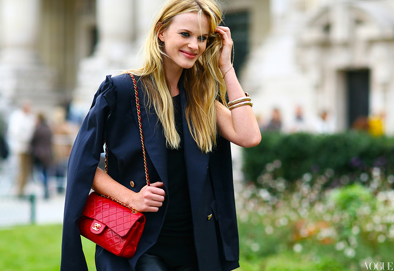 Paris Street Style red Chanel handbag